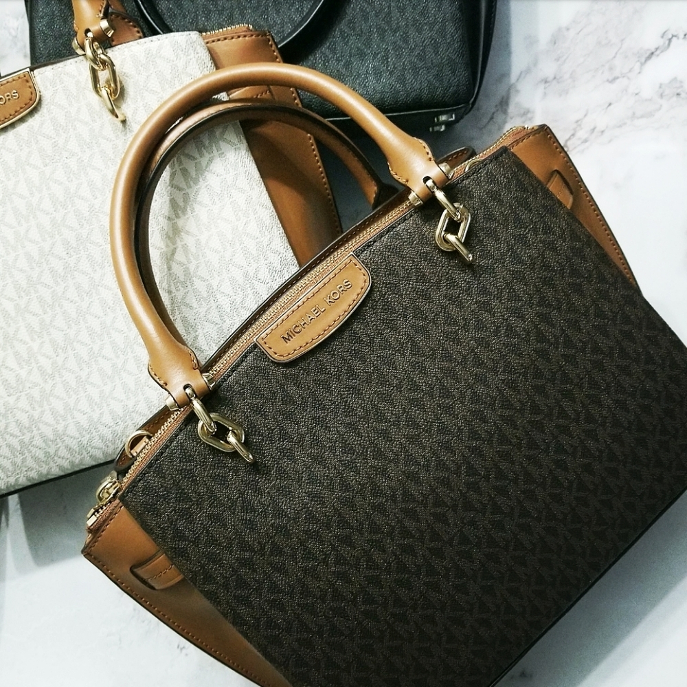 🍒NWT🍒 MK LARGE SIGNATURE LEATHER SATCHEL - Picture 2 of 8